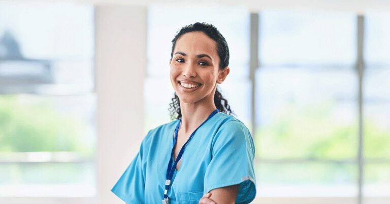 Healthcare professional available to answer questions about ectopic pregnancy and pregnancy health